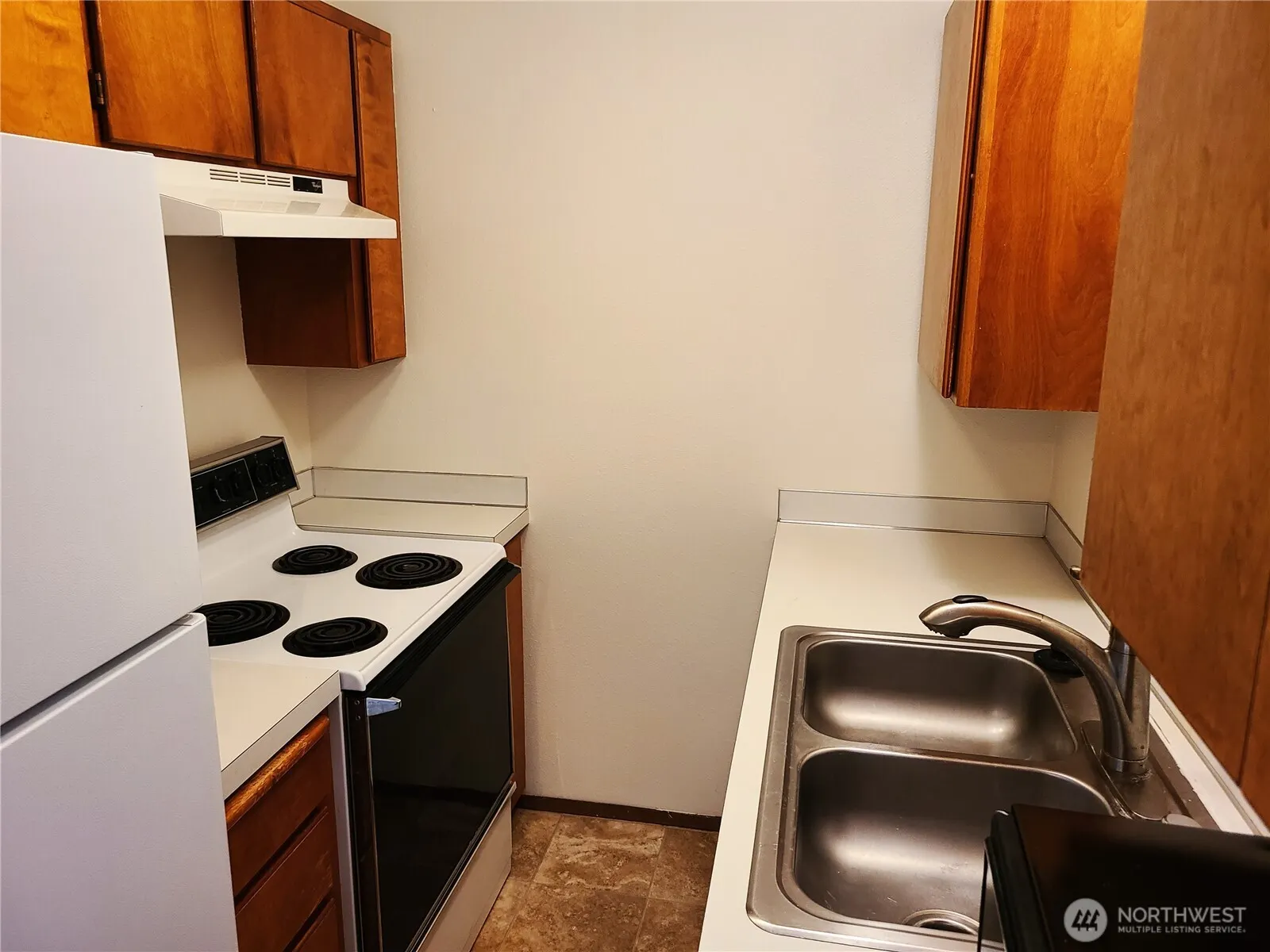 14009 32nd Avenue NE #101, Seattle, WA 98125