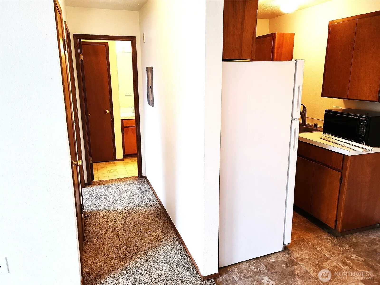14009 32nd Avenue NE #101, Seattle, WA 98125