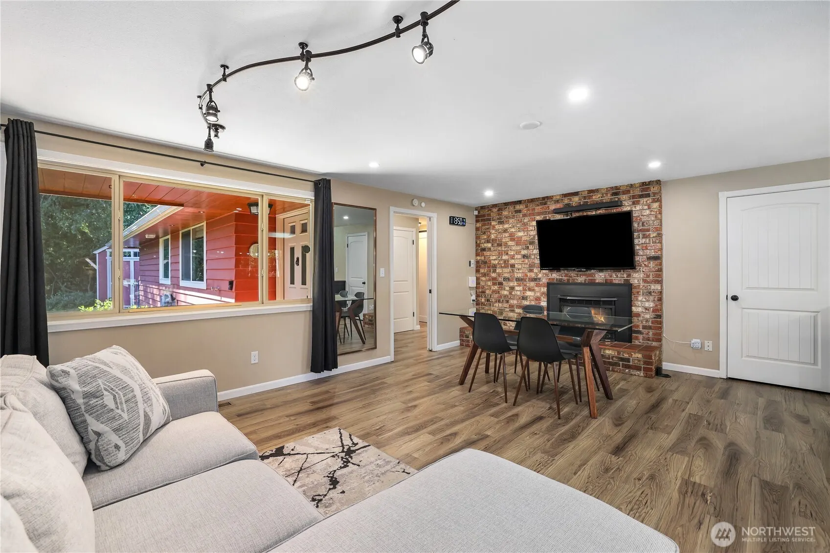 12850 SE 234th Street , Kent, WA 98031