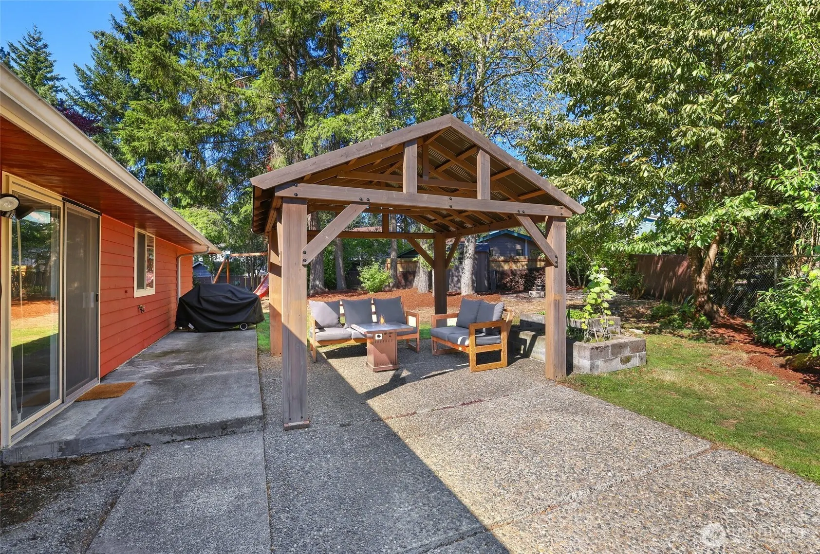 12850 SE 234th Street , Kent, WA 98031