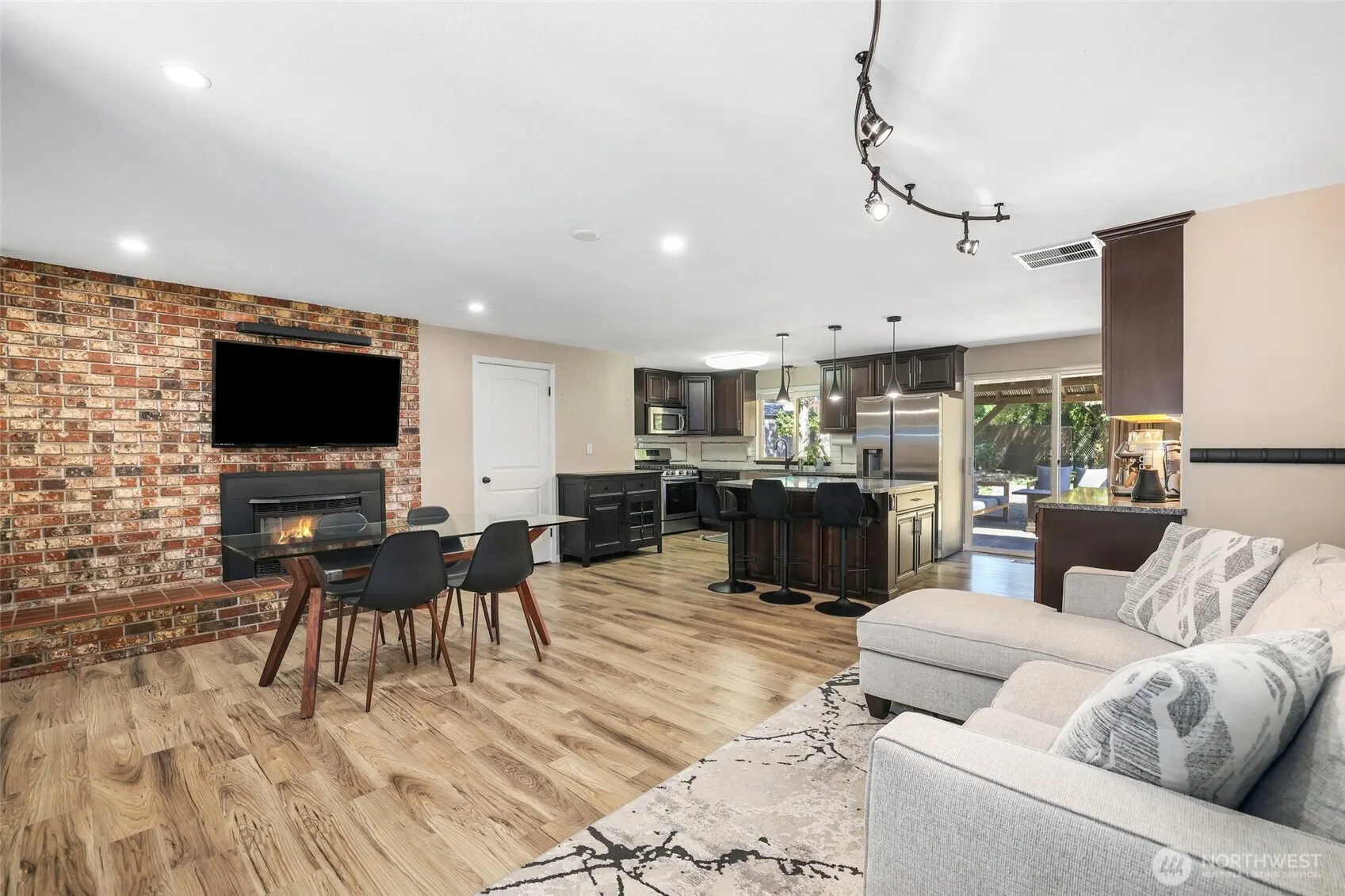 12850 SE 234th Street , Kent, WA 98031