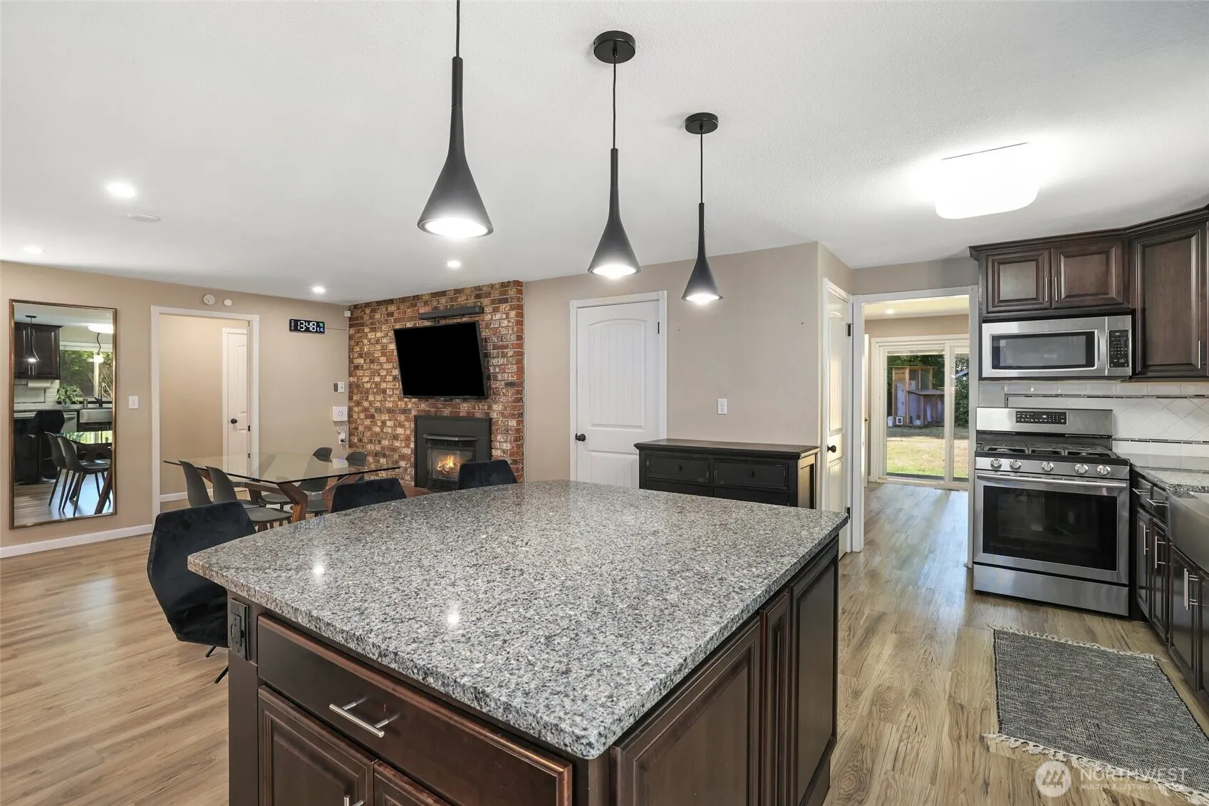 12850 SE 234th Street , Kent, WA 98031