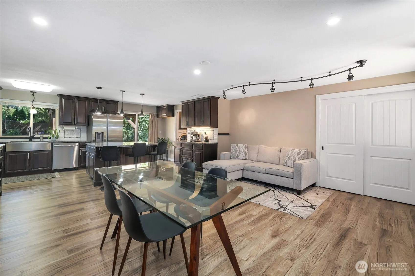 12850 SE 234th Street , Kent, WA 98031