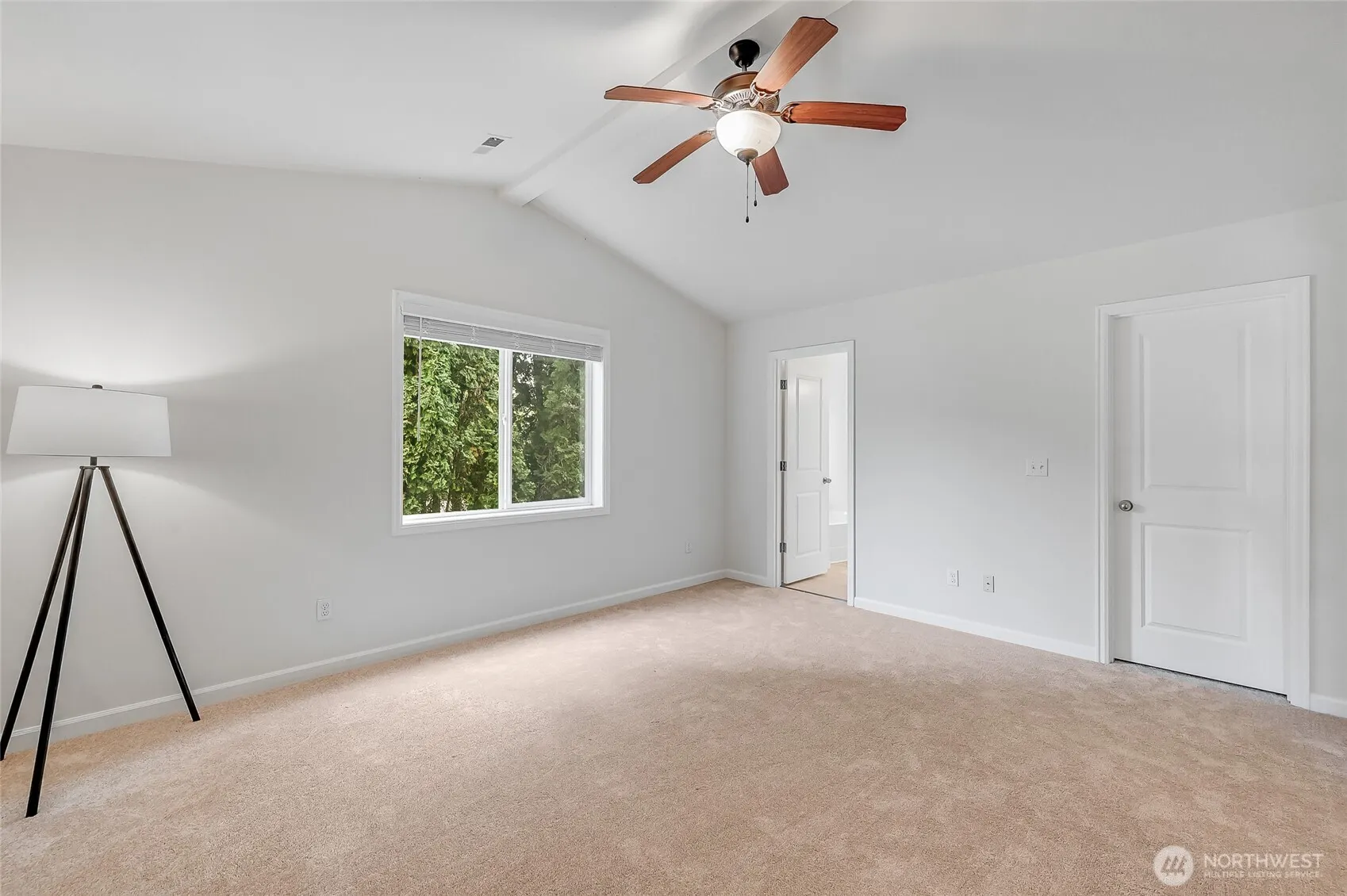 2004 139th Place SW, Lynnwood, WA 98087
