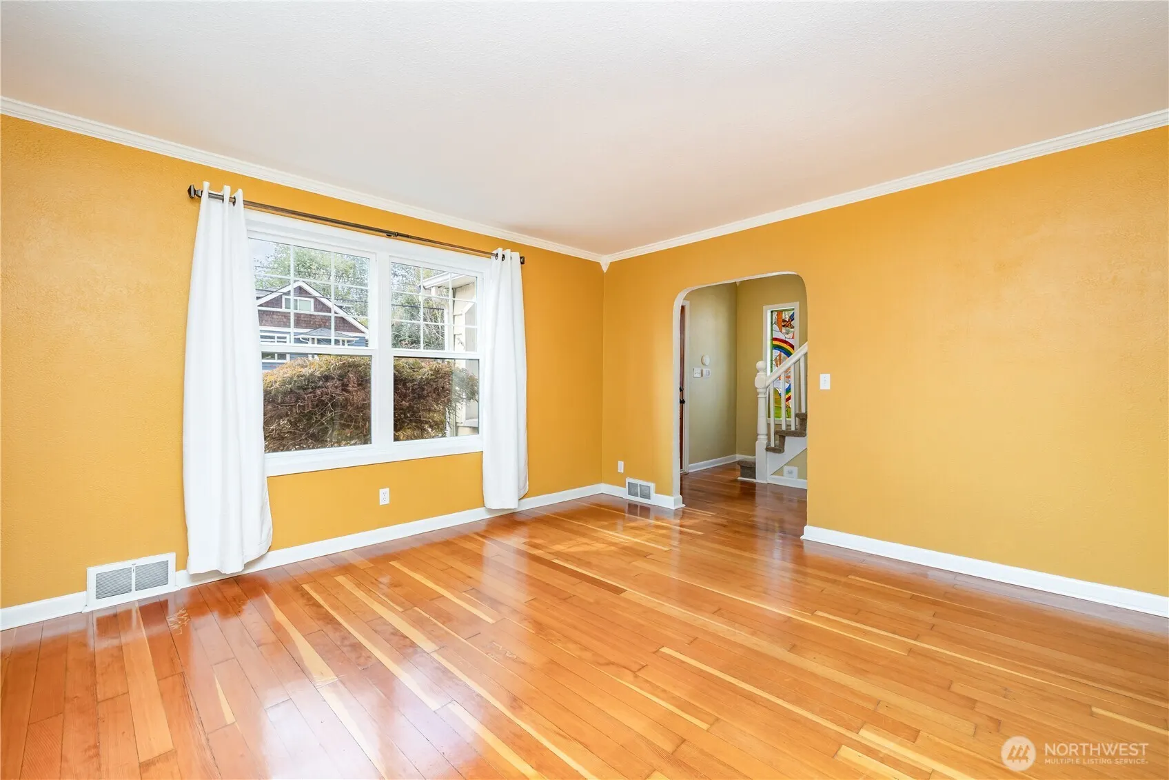 7038 14th Avenue NW, Seattle, WA 98117