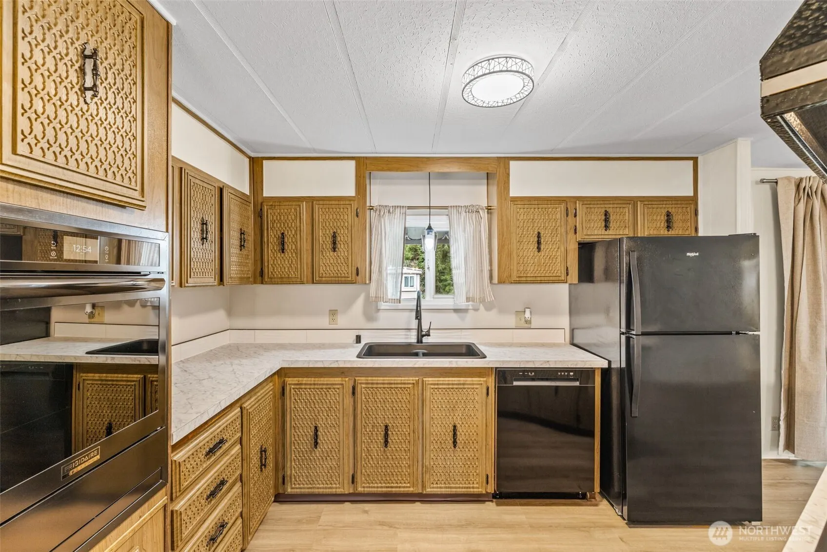 11330 E Riverside Drive #7, Bothell, WA 98011