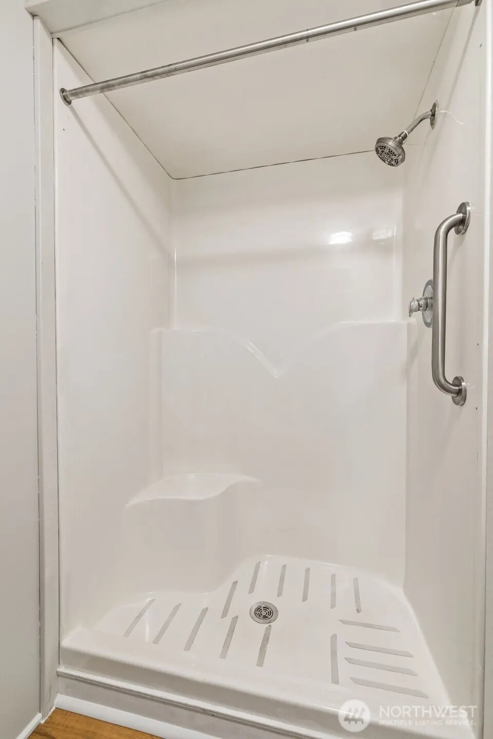 11330 E Riverside Drive #7, Bothell, WA 98011