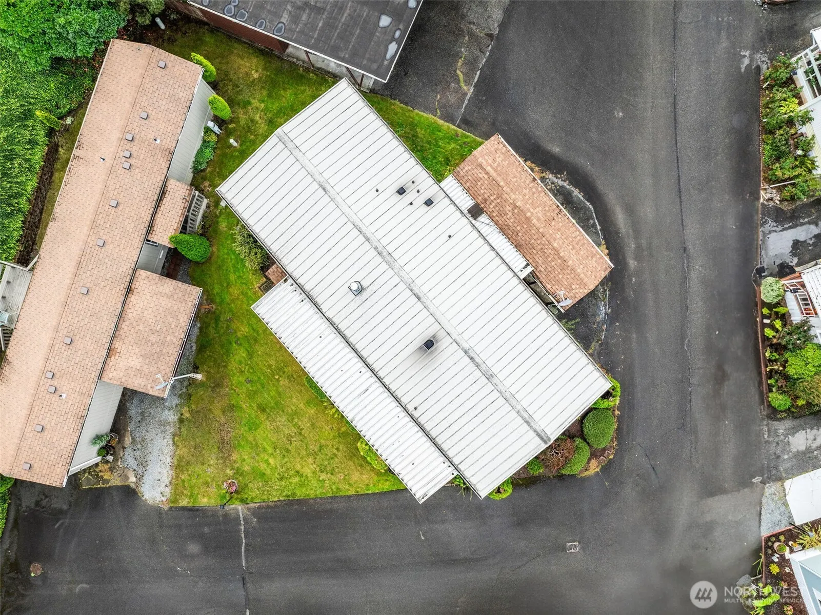 11330 E Riverside Drive #7, Bothell, WA 98011