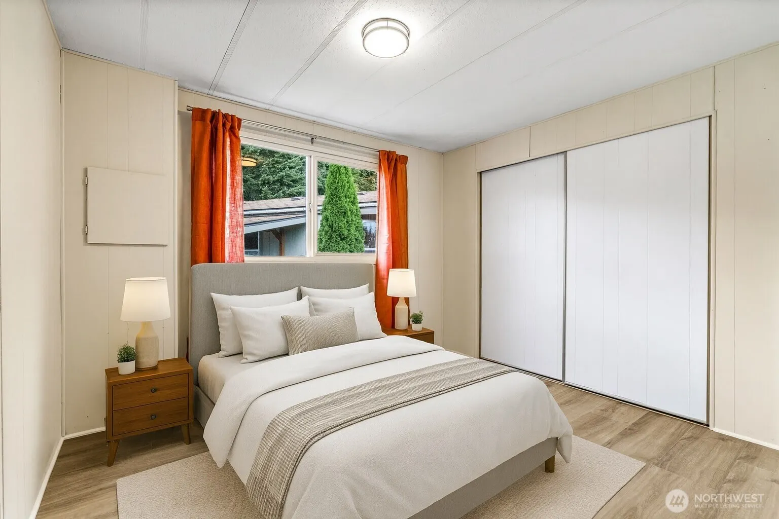 11330 E Riverside Drive #7, Bothell, WA 98011