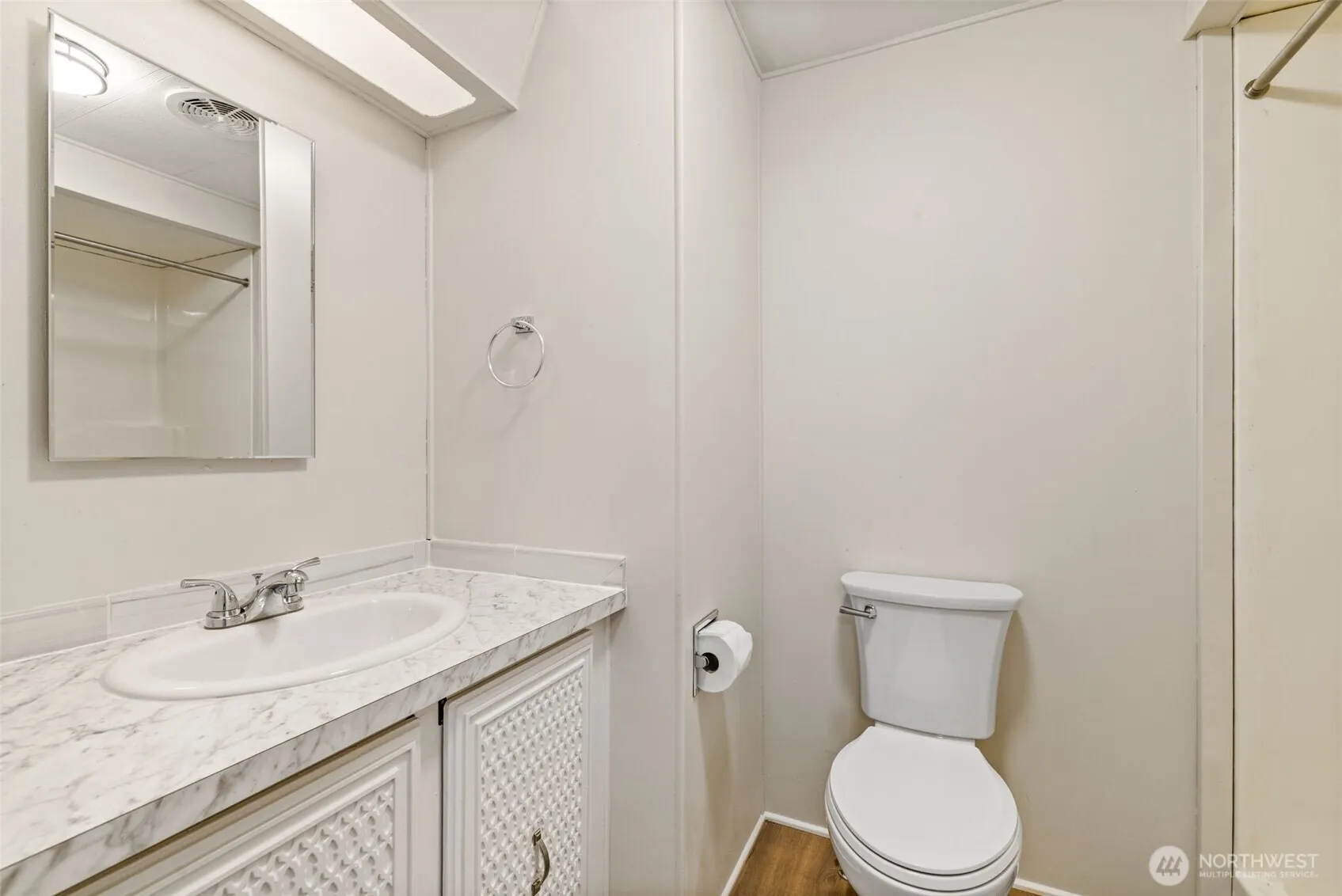 11330 E Riverside Drive #7, Bothell, WA 98011