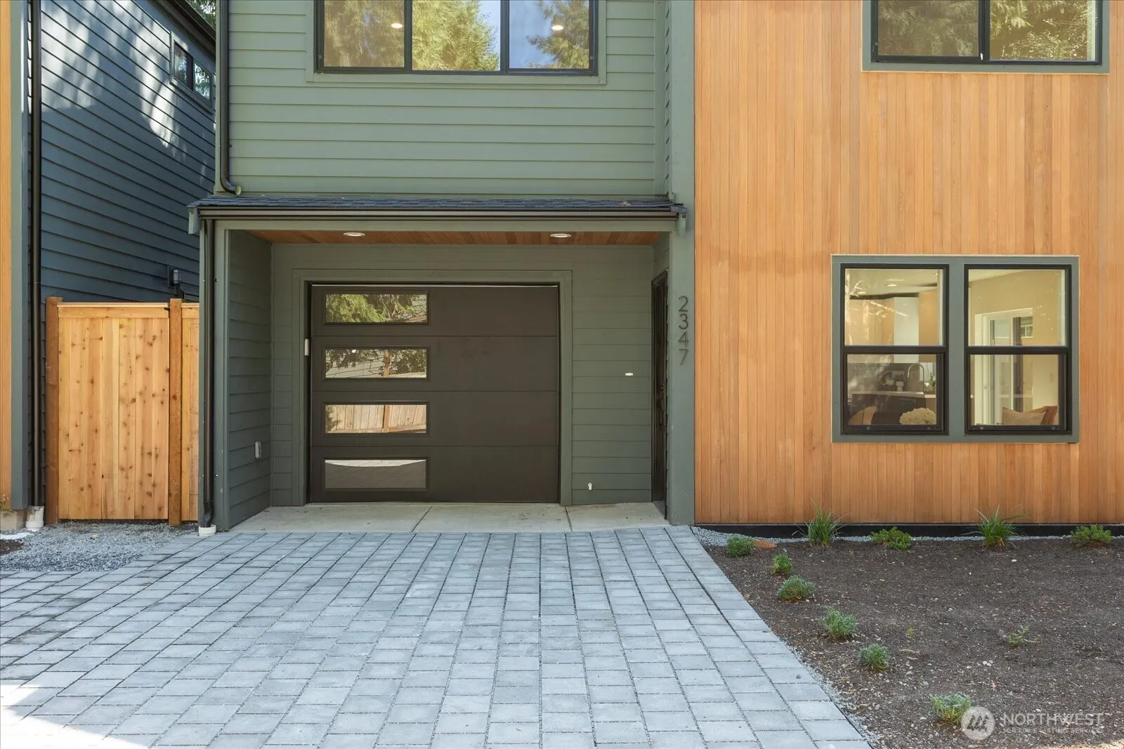 2347 NE 127 Street , Seattle, WA 98125