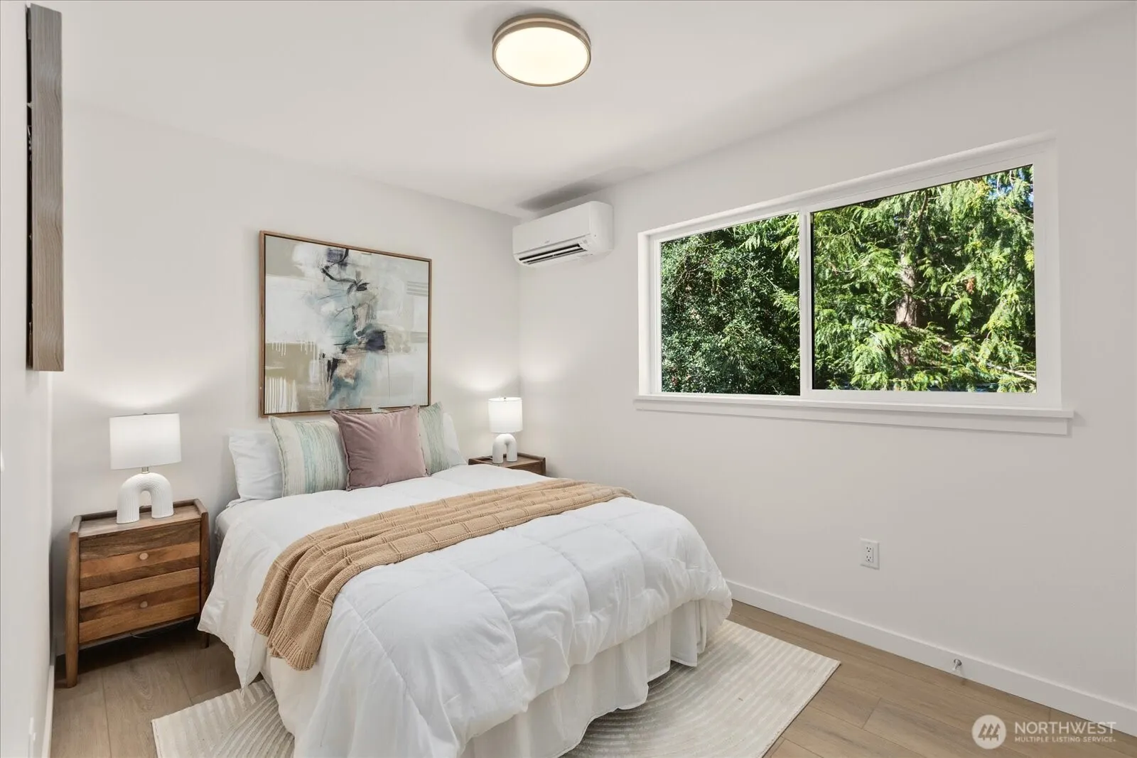 2347 NE 127 Street , Seattle, WA 98125