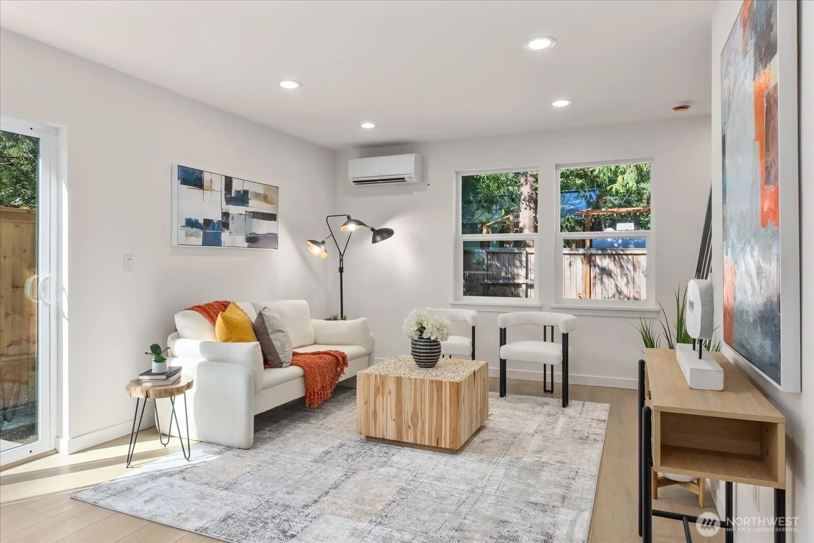 2347 NE 127 Street , Seattle, WA 98125