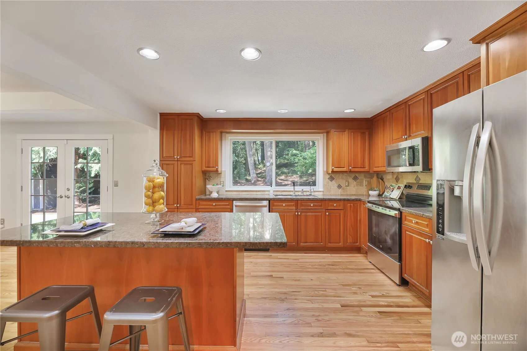 21700 SE 37th Street , Sammamish, WA 98075