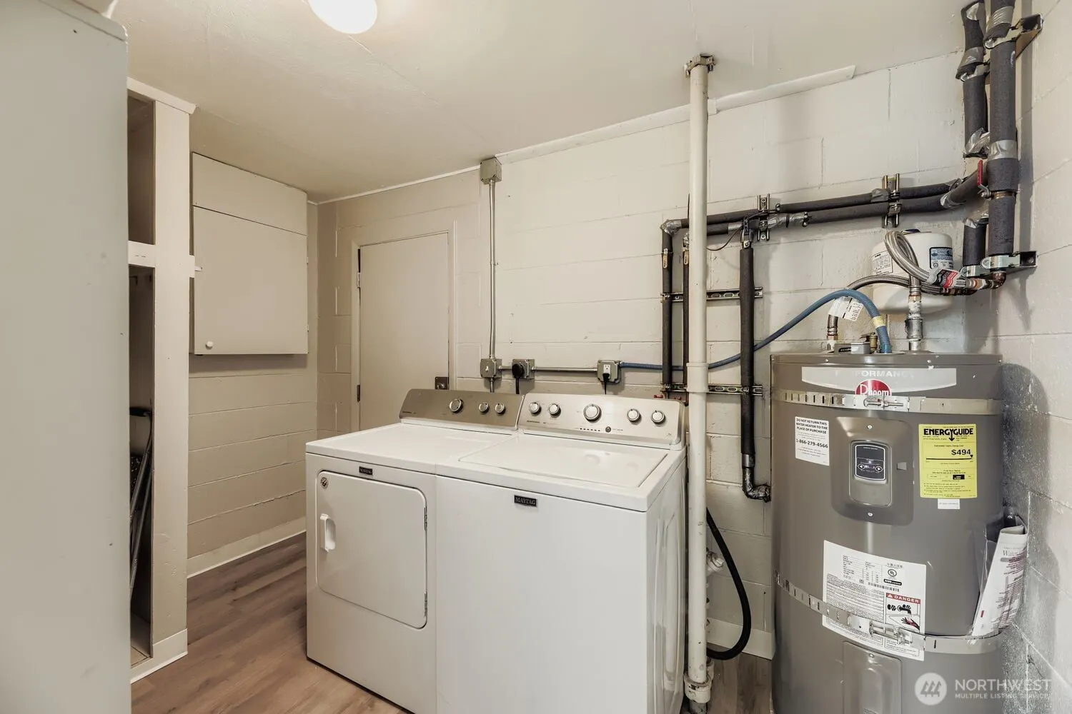 9042 Wallingford Avenue N, Seattle, WA 98103