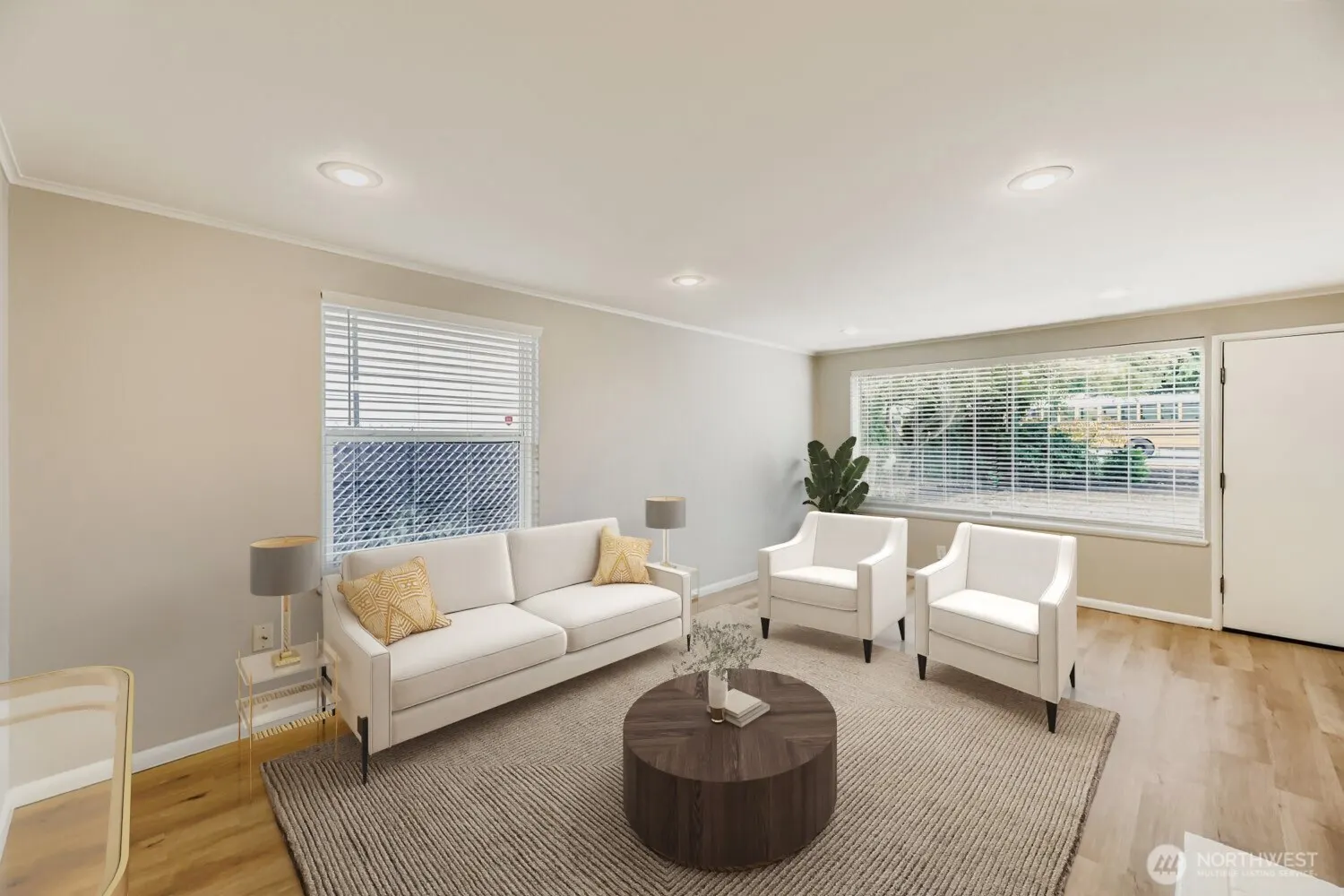 9042 Wallingford Avenue N, Seattle, WA 98103