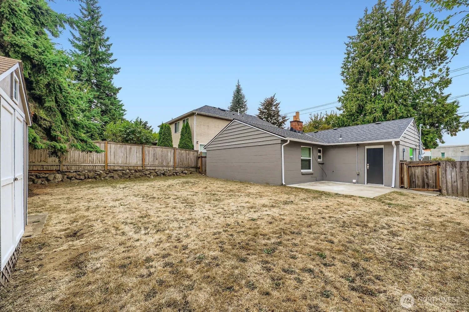 9042 Wallingford Avenue N, Seattle, WA 98103