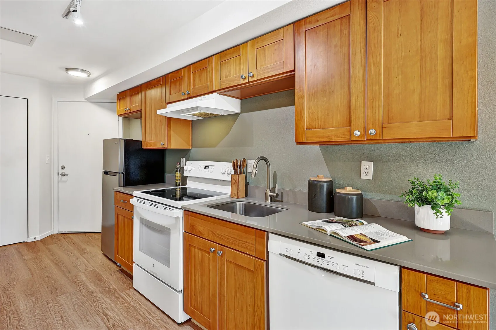 425 Vine Street #626, Seattle, WA 98121