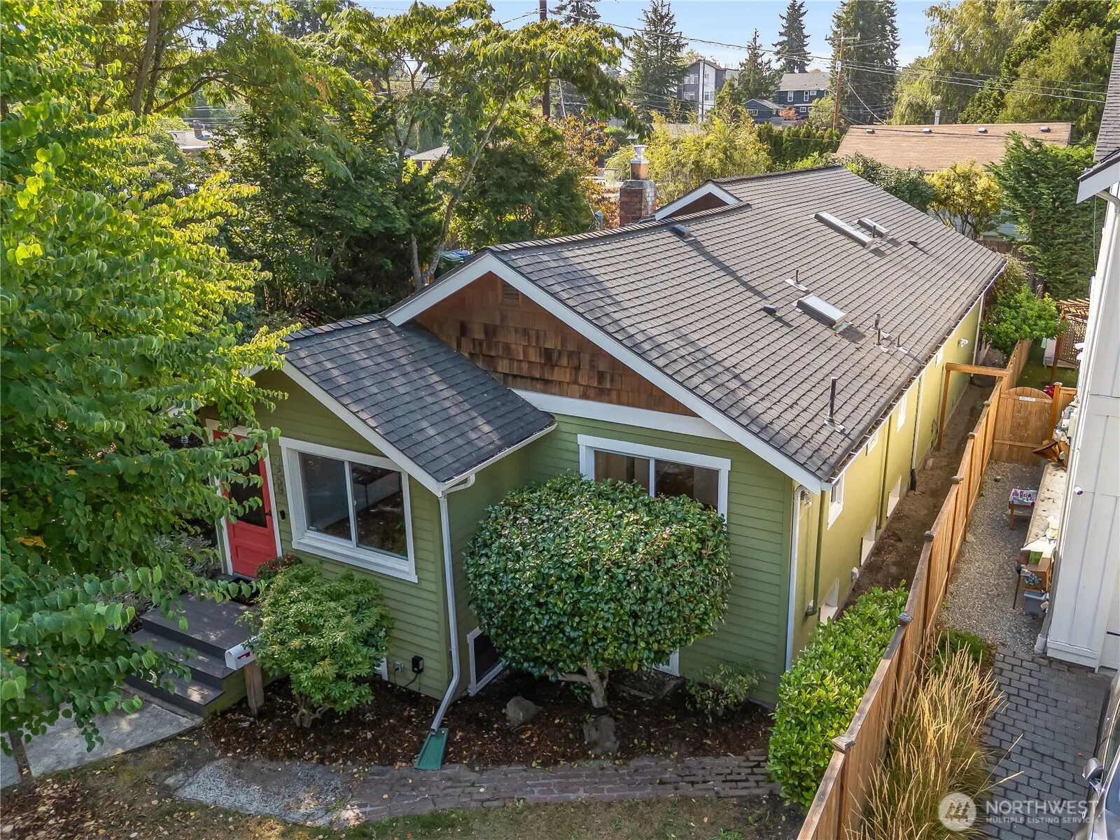 3259 47th Avenue SW, Seattle, WA 98116