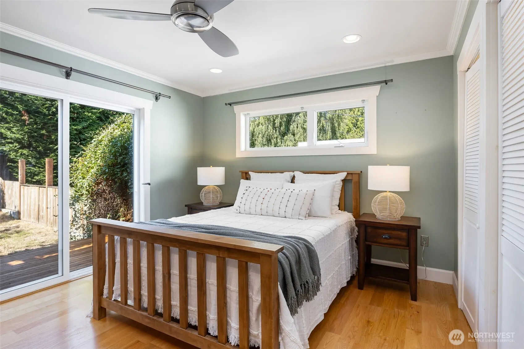 3259 47th Avenue SW, Seattle, WA 98116