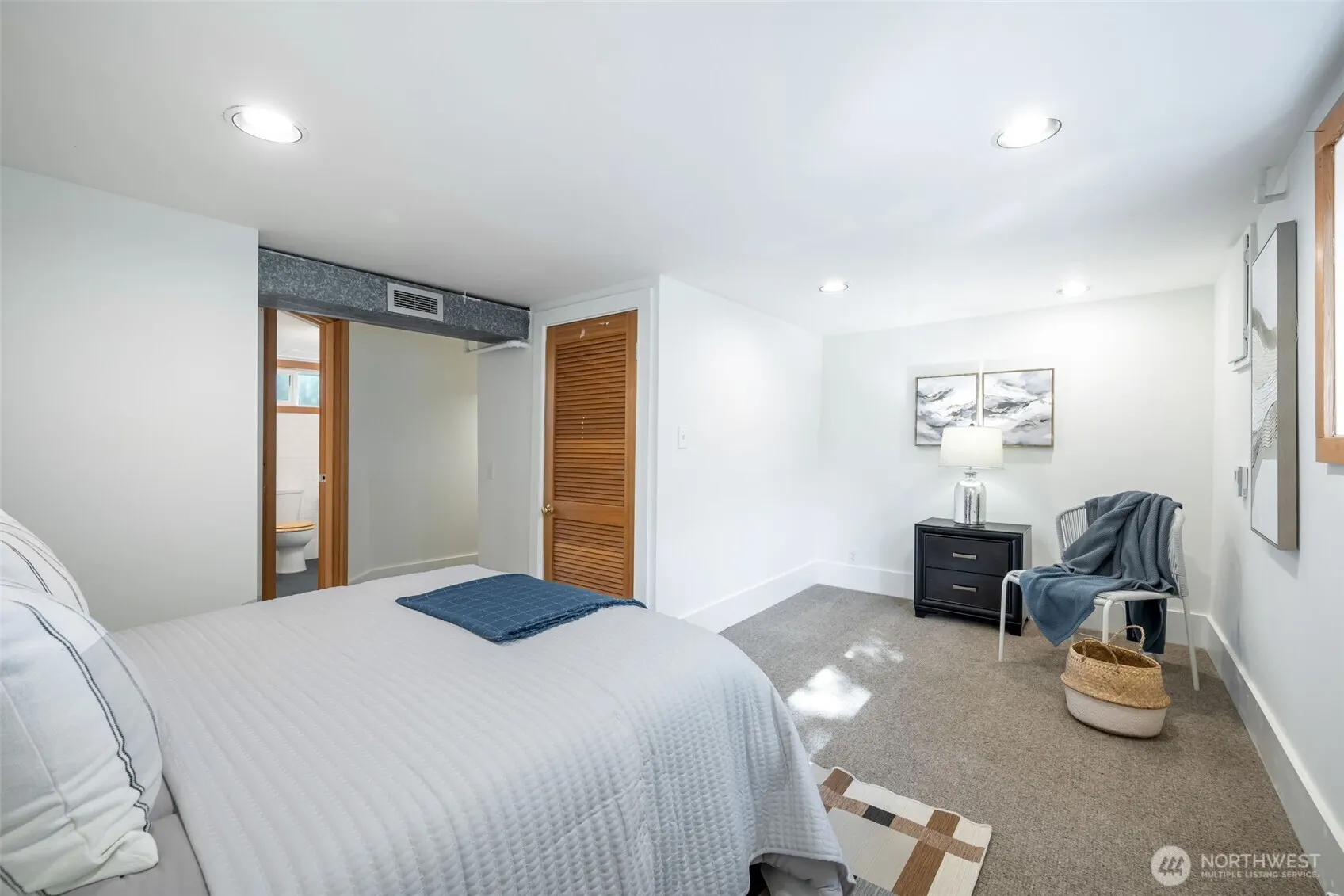 7332 23rd Avenue NW, Seattle, WA 98117
