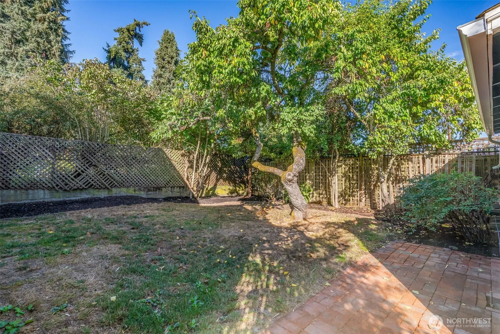 7332 23rd Avenue NW, Seattle, WA 98117