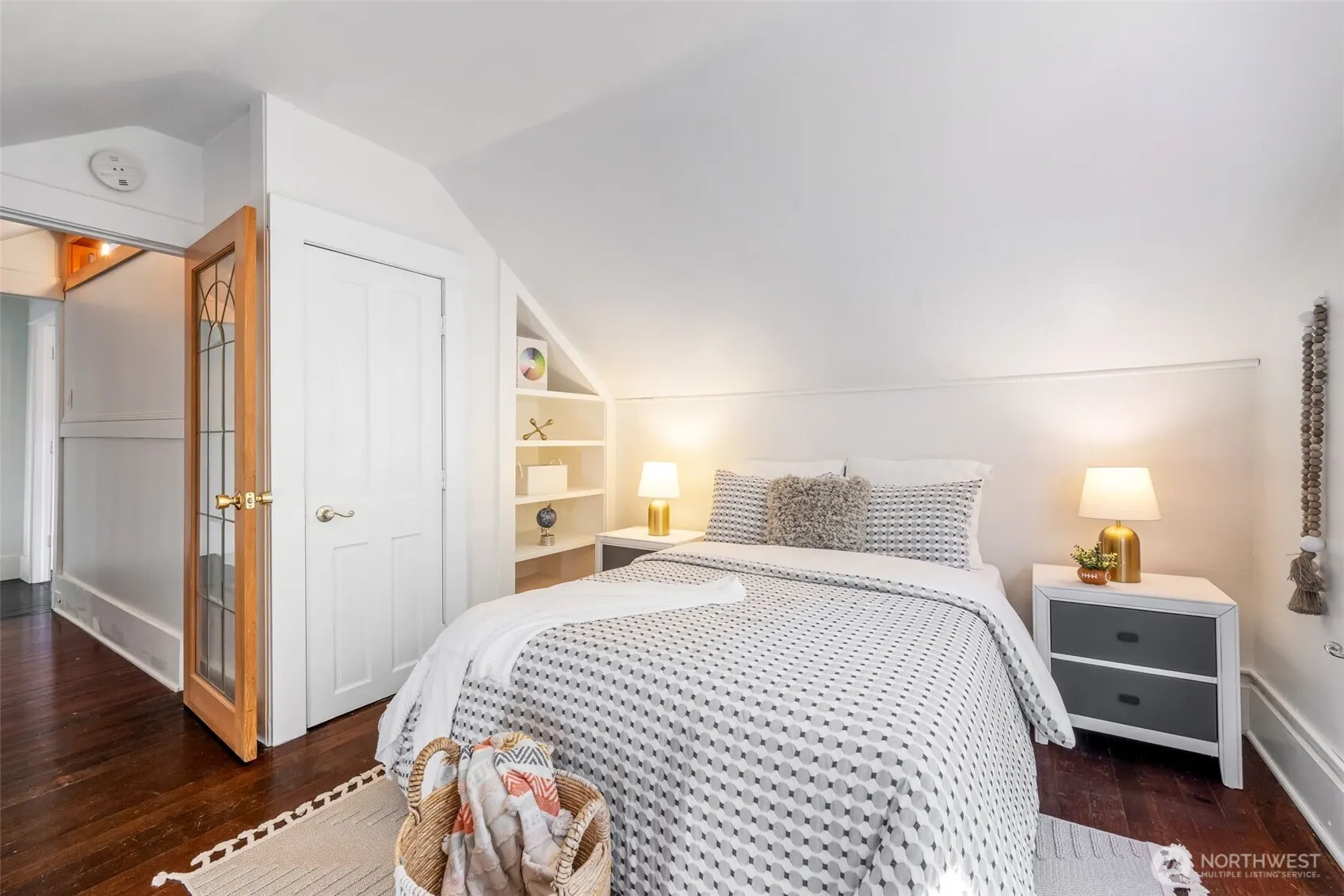 7332 23rd Avenue NW, Seattle, WA 98117