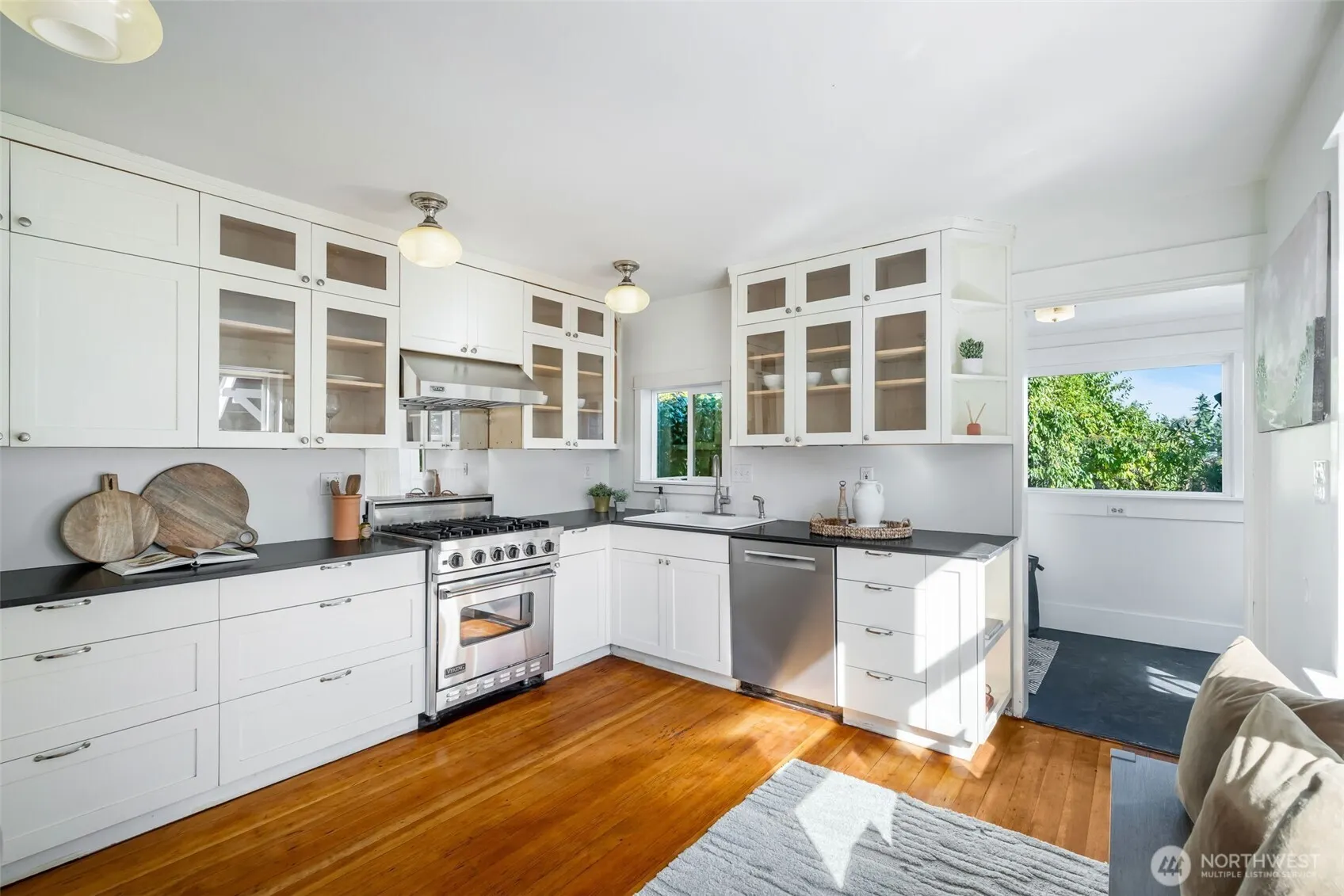 7332 23rd Avenue NW, Seattle, WA 98117