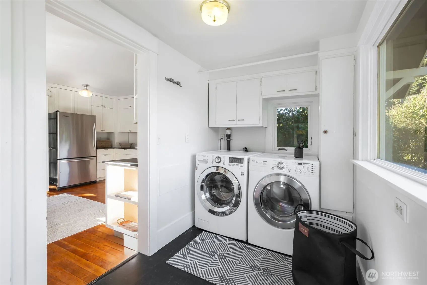 7332 23rd Avenue NW, Seattle, WA 98117