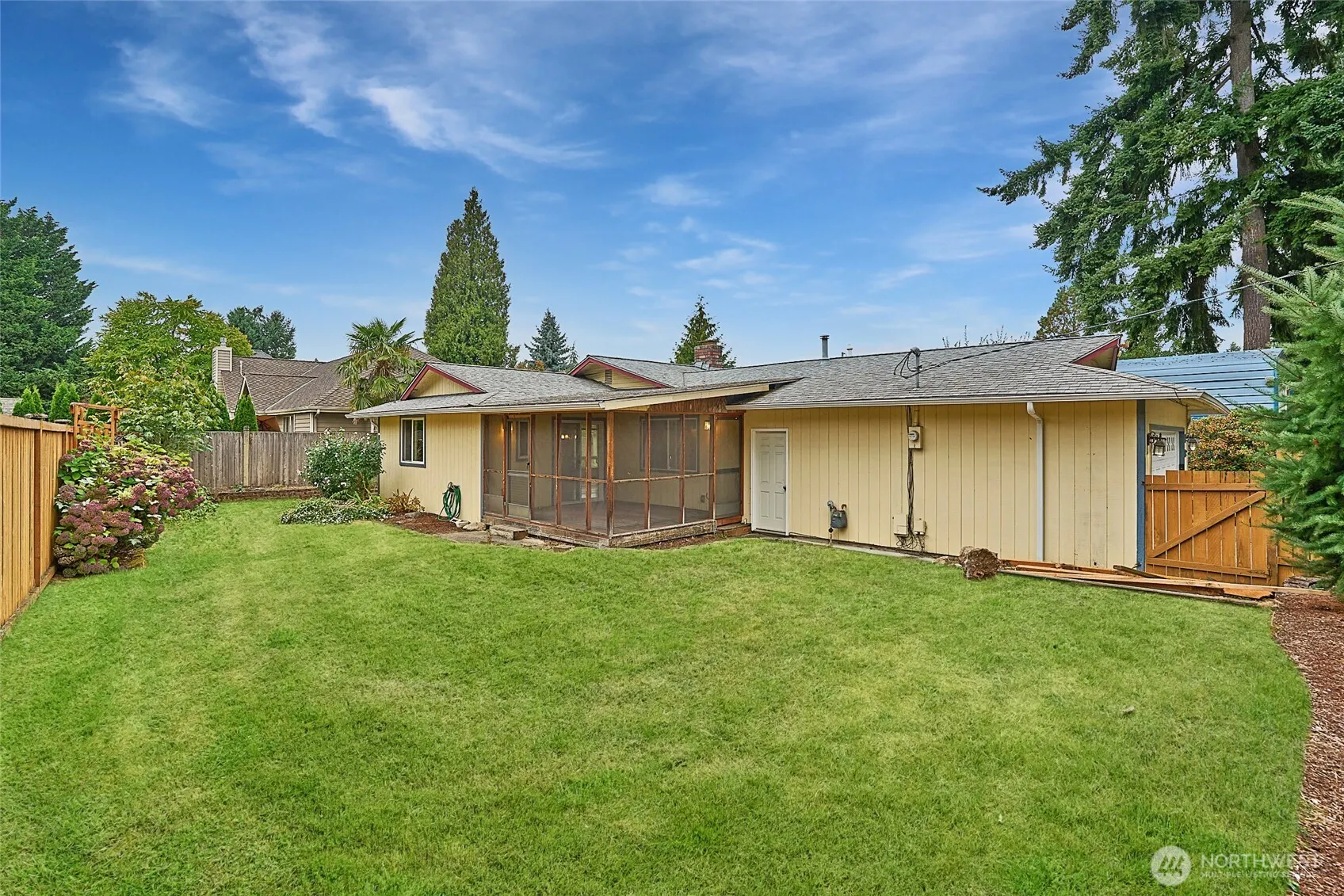 26225 Woodland Way S , Kent, WA 98030