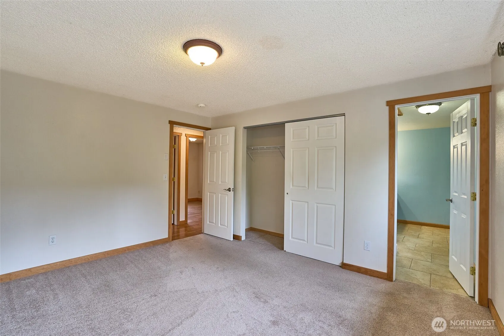 26225 Woodland Way S , Kent, WA 98030
