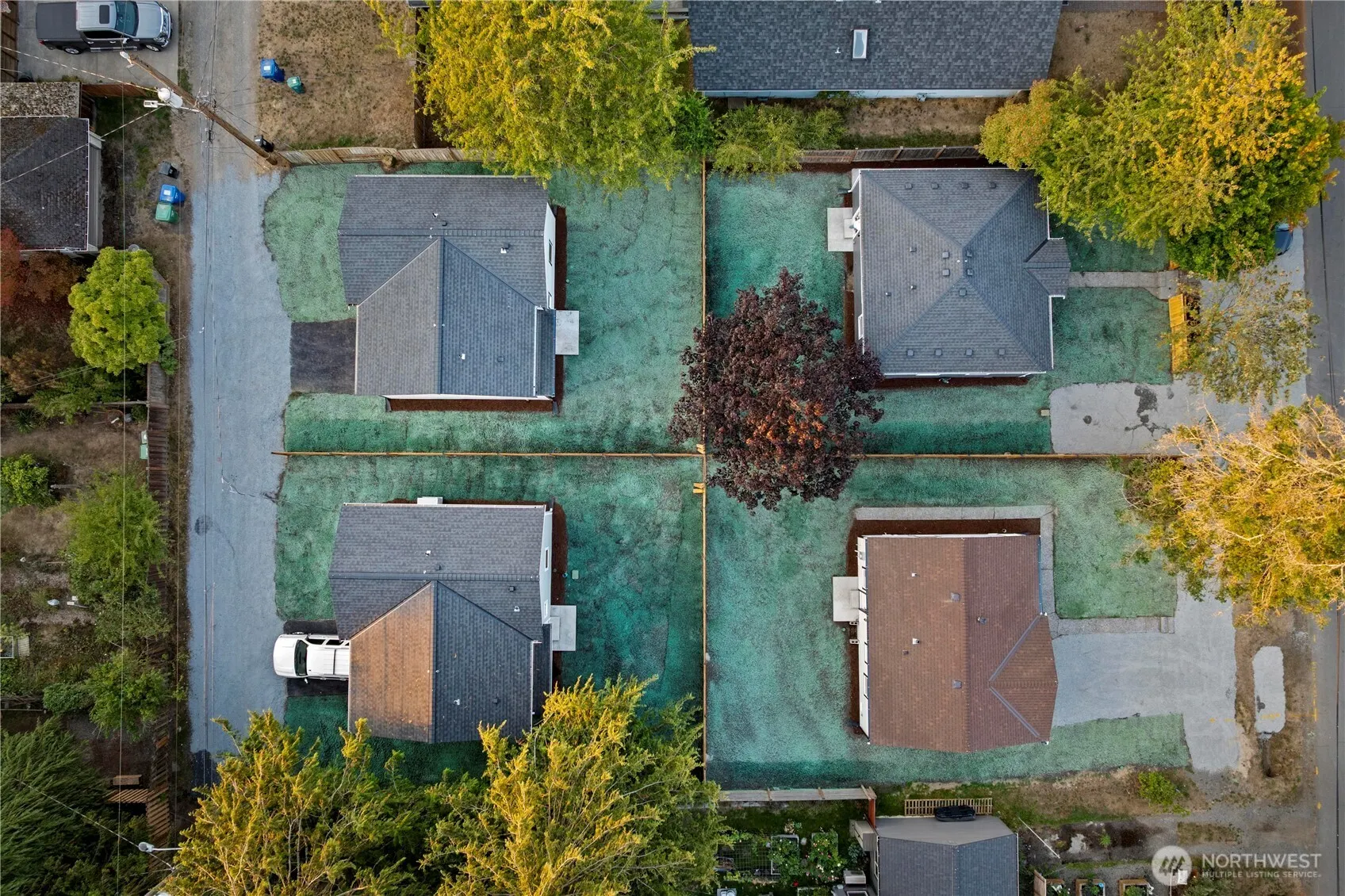 9739 Evanston Avenue N, Seattle, WA 98103