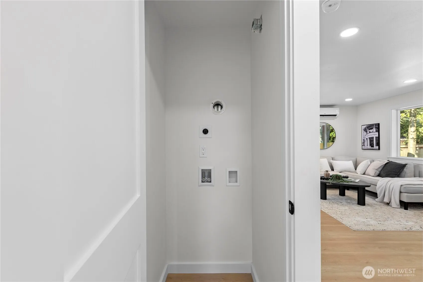 9739 Evanston Avenue N, Seattle, WA 98103