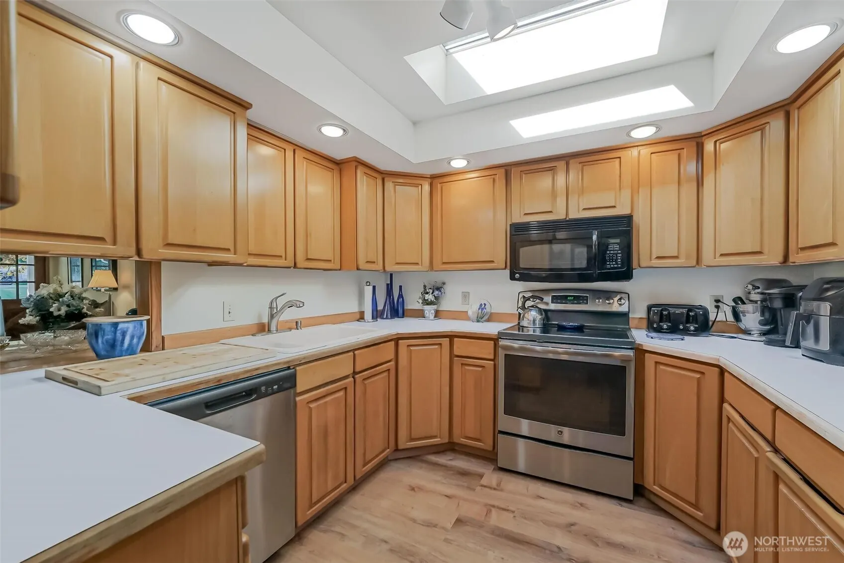 13312 230th Avenue SE, Issaquah, WA 98027