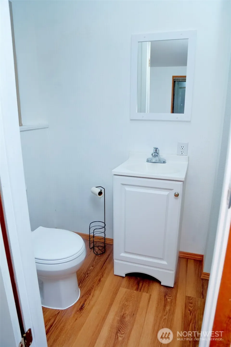 12037 71 st Avenue S, Seattle, WA 98178-4123