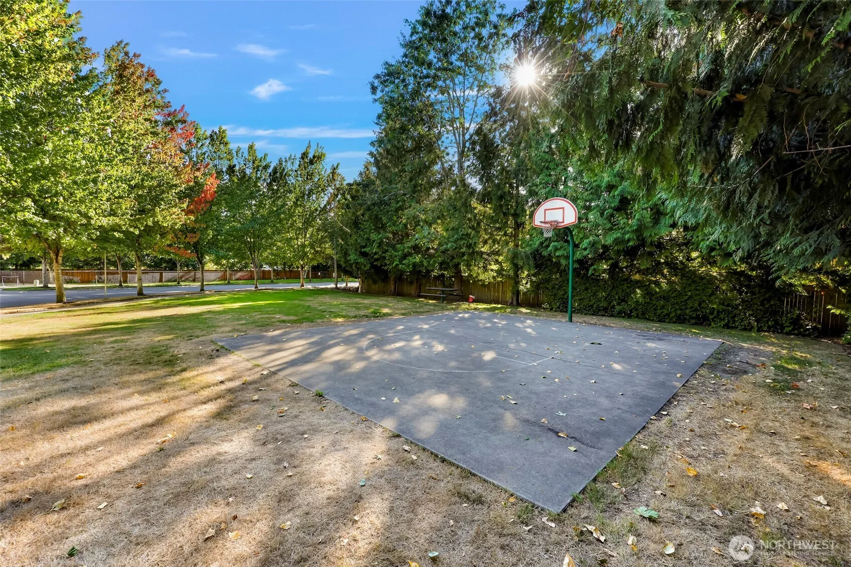 319 196th Place SW #102, Lynnwood, WA 98036