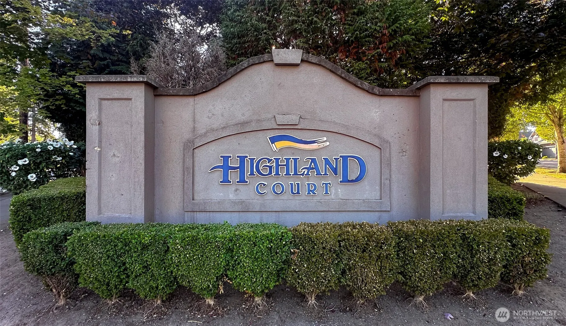 319 196th Place SW #102, Lynnwood, WA 98036