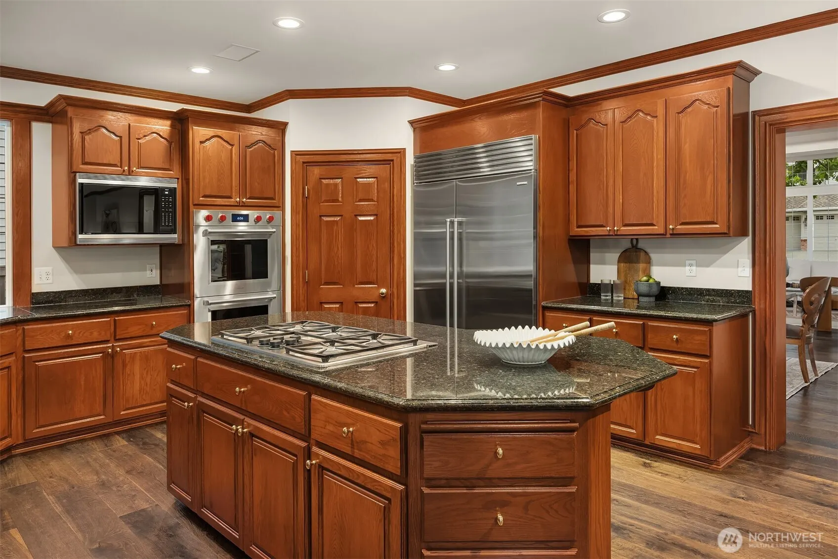 1141 268th Way SE, Sammamish, WA 98075