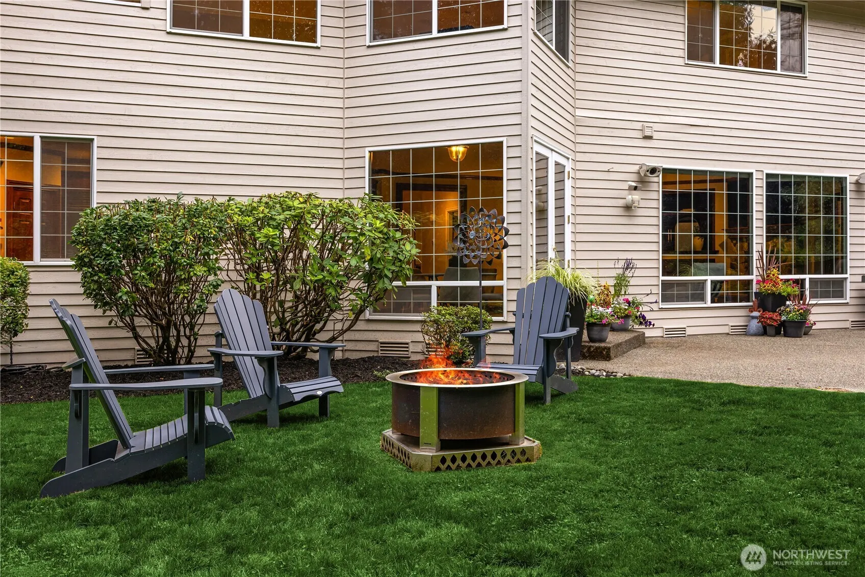 1141 268th Way SE, Sammamish, WA 98075