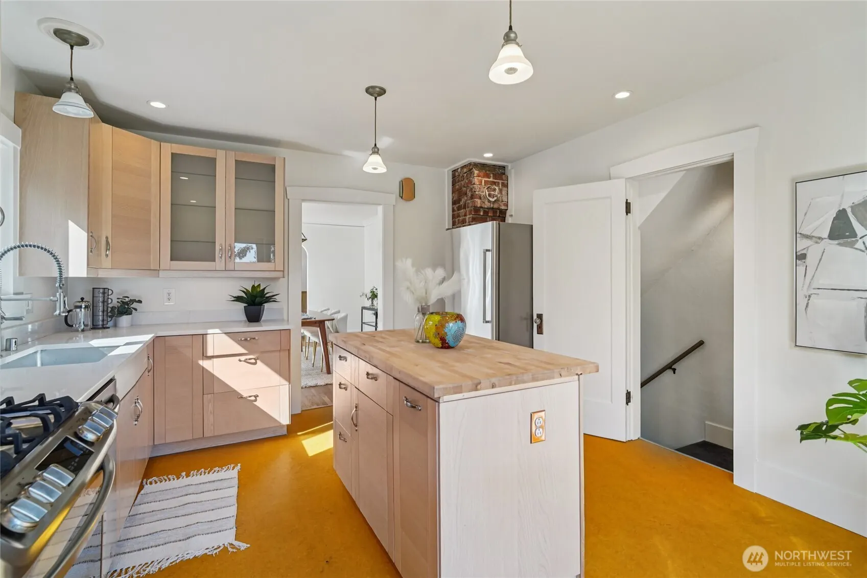 4714 4th Avenue NE, Seattle, WA 98105