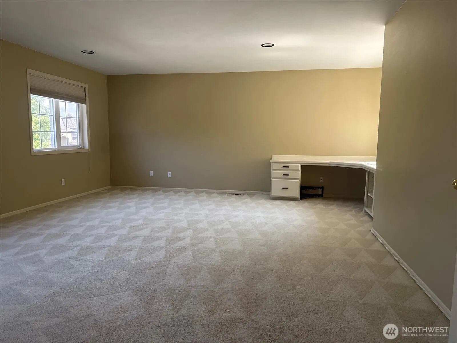 2205 275th Court SE, Sammamish, WA 98075