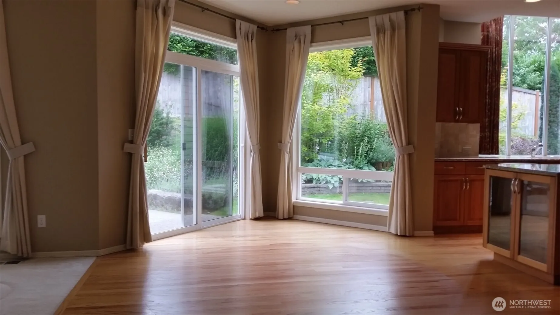 2205 275th Court SE, Sammamish, WA 98075