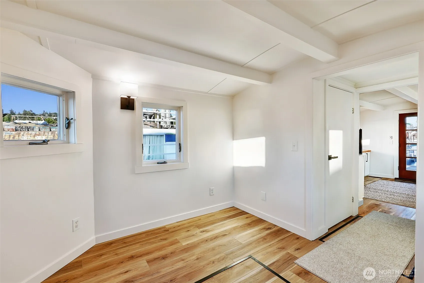 360 W Ewing Street #C26, Seattle, WA 98119
