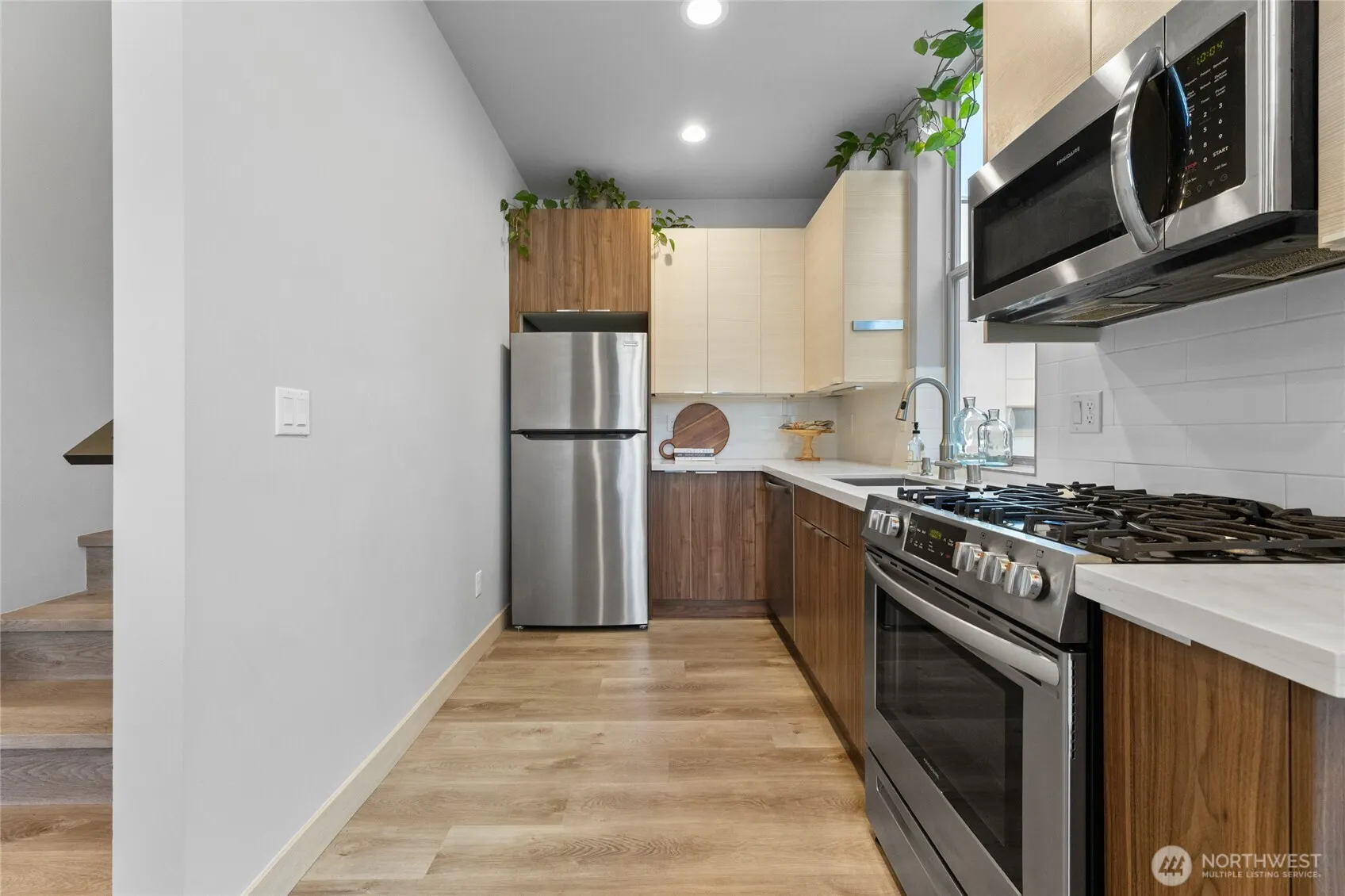 814 NW 54th St #A, Seattle, WA 98107