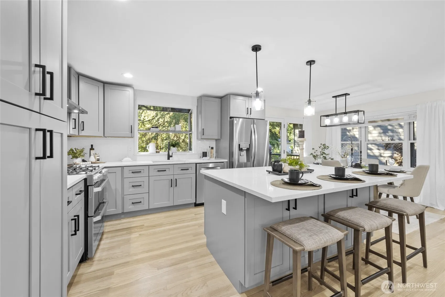 17134 NE 84th Street , Redmond, WA 98052-3972