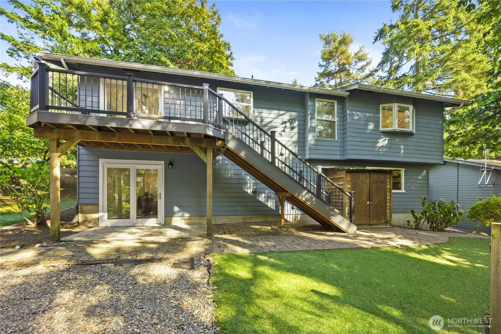 17134 NE 84th Street , Redmond, WA 98052-3972