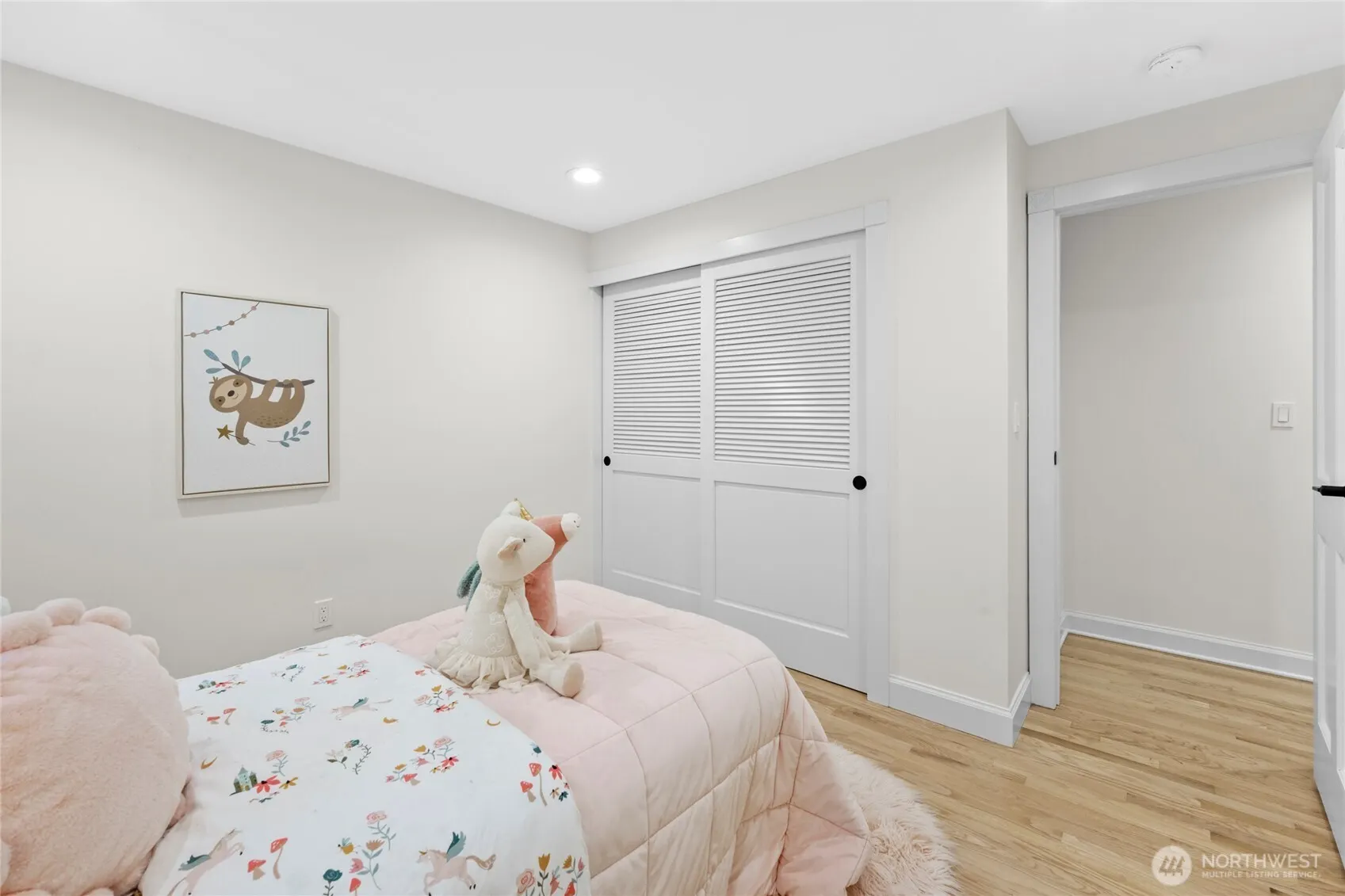 17134 NE 84th Street , Redmond, WA 98052-3972