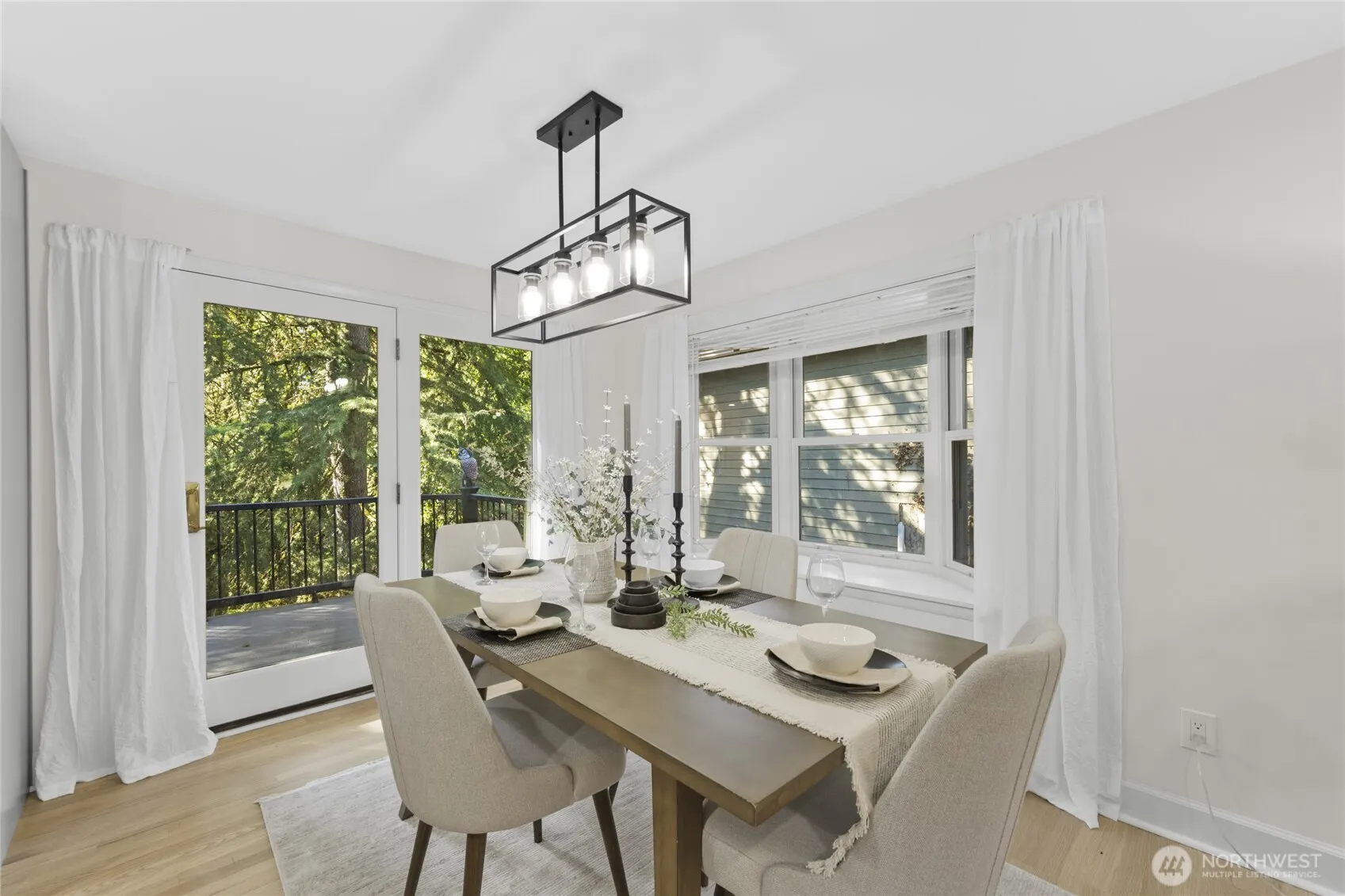 17134 NE 84th Street , Redmond, WA 98052-3972