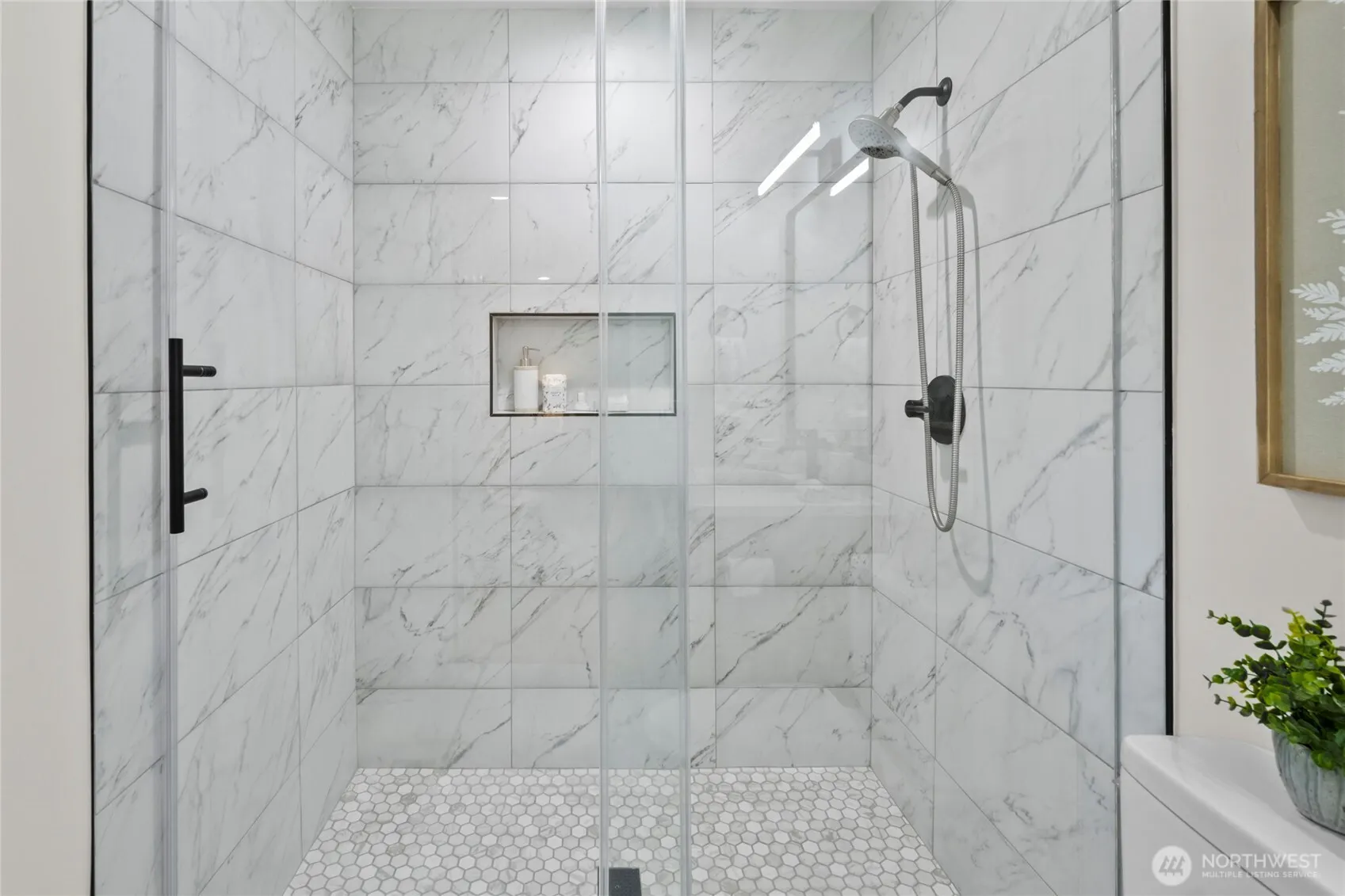 17134 NE 84th Street , Redmond, WA 98052-3972