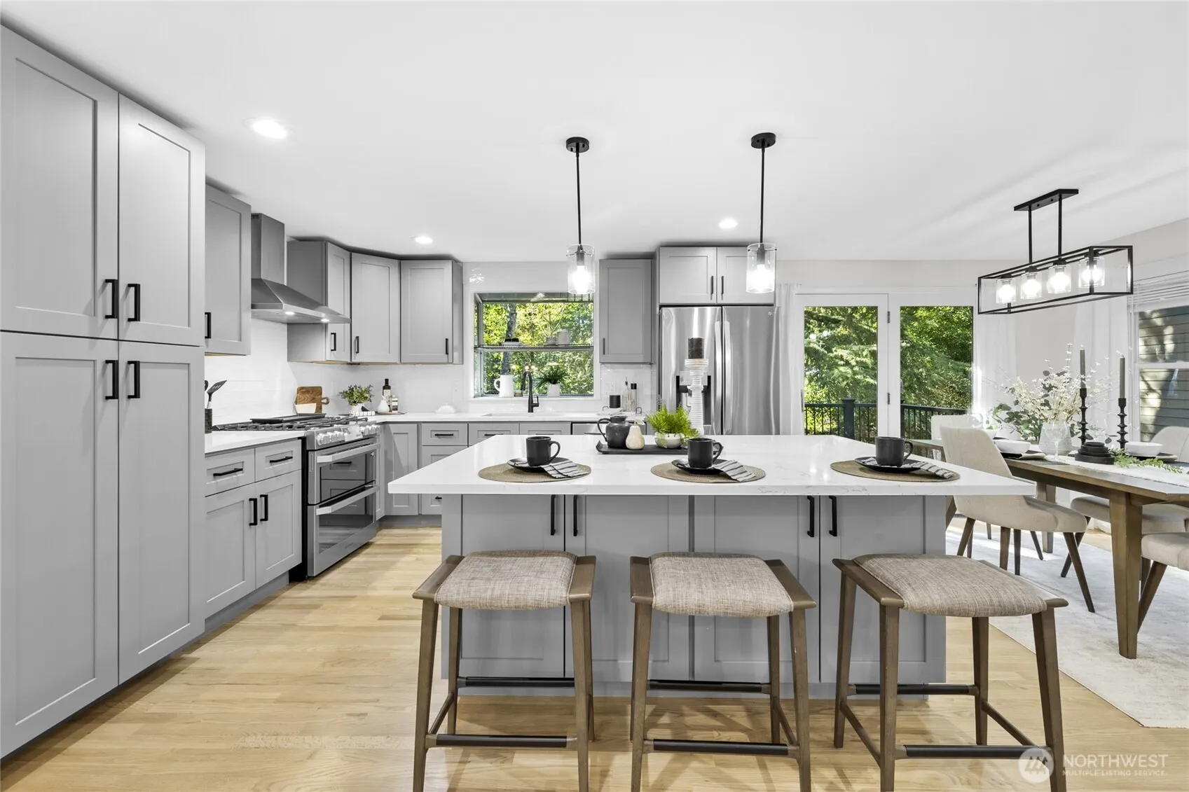 17134 NE 84th Street , Redmond, WA 98052-3972